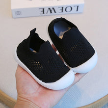 Load image into Gallery viewer, Anti-Slip Shoe Socks for Kids