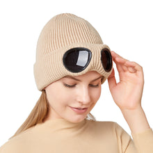 Load image into Gallery viewer, Unisex windproof glasses with cashmere knitted hat