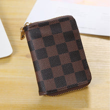 Load image into Gallery viewer, Women's Leather Card Wallets