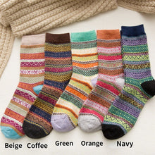 Load image into Gallery viewer, 5 Pair Women Quality Vintage Boho Thickened Wool Warm Socks