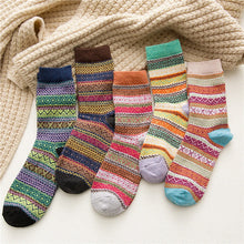 Load image into Gallery viewer, 5 Pair Women Quality Vintage Boho Thickened Wool Warm Socks
