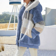 Load image into Gallery viewer, autumn and winter warm plush and zipper pocket hooded loose jacket women