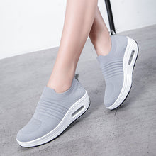 Load image into Gallery viewer, Women's Breathable Mesh Sneakers