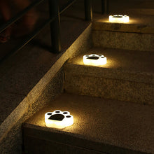 Load image into Gallery viewer, 2 Pack Solar Bear Paw Light