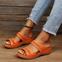 Load image into Gallery viewer, Women Wide Flip Flops Beach Wedge Sandals
