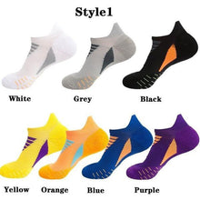 Load image into Gallery viewer, 5 Pair Winter Thicken Sports Cycling Socks for Men
