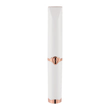 Load image into Gallery viewer, Naturally Curled Electric Eyelash Curler
