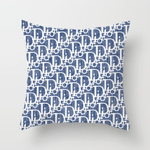 Load image into Gallery viewer, 4 Pack Designer Logo Short Plush Pillowcase
