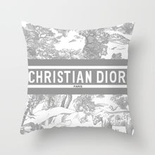 Load image into Gallery viewer, 4 Pack Designer Logo Short Plush Pillowcase
