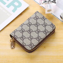 Load image into Gallery viewer, Women&#39;s Leather Card Wallets
