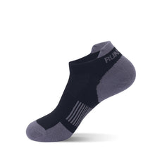 Load image into Gallery viewer, Men&#39;s running cotton socks mesh breathable sweat-absorbing fitness boat socks
