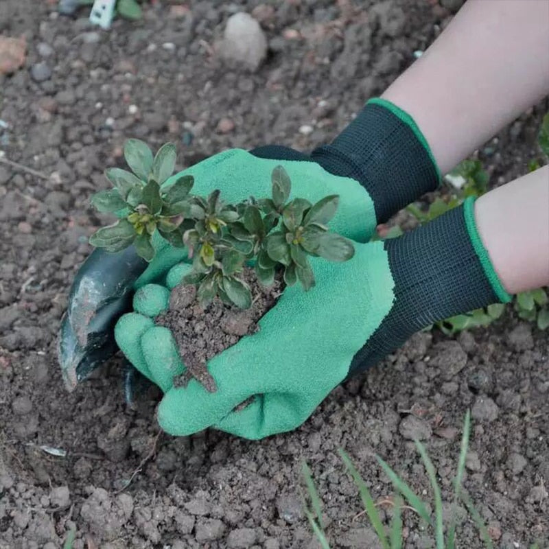8 Hand Claw Plastic Garden Rubber Gloves
