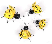 Load image into Gallery viewer, 4pcs Metal Bumble Bee Decorations
