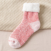 Load image into Gallery viewer, 5 Pair Thicker Solid Socks
