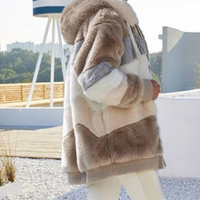 Load image into Gallery viewer, autumn and winter warm plush and zipper pocket hooded loose jacket women
