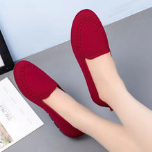 Load image into Gallery viewer, Women&#39;s Soft Sole Lightweight Flyknit Breathable Casual Shoes

