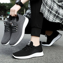 Load image into Gallery viewer, Men&#39;s Trendy Soft Sole Running Shoes Breathable Sneakers
