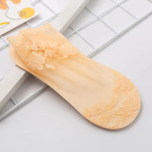 Load image into Gallery viewer, 5 Pair Women Lace Invisible Socks
