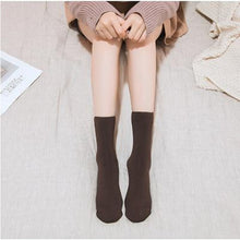 Load image into Gallery viewer, 5 Pair Winter Warm Thicken Thermal Socks
